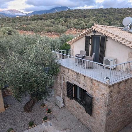 Magnificent, Authentic Private Villa And The Guest House Kardhamili Buitenkant foto