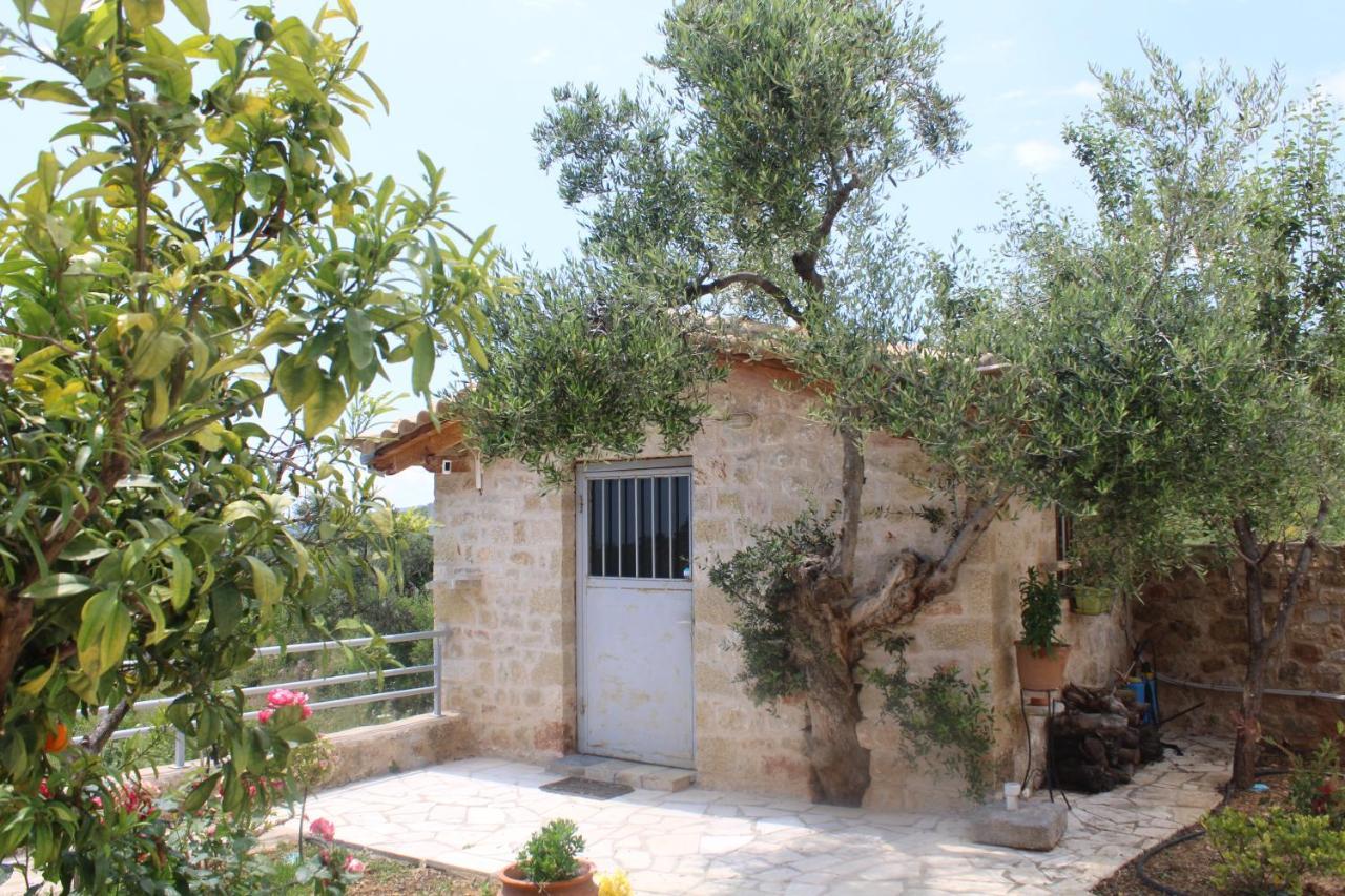 Magnificent, Authentic Private Villa And The Guest House Kardhamili Buitenkant foto