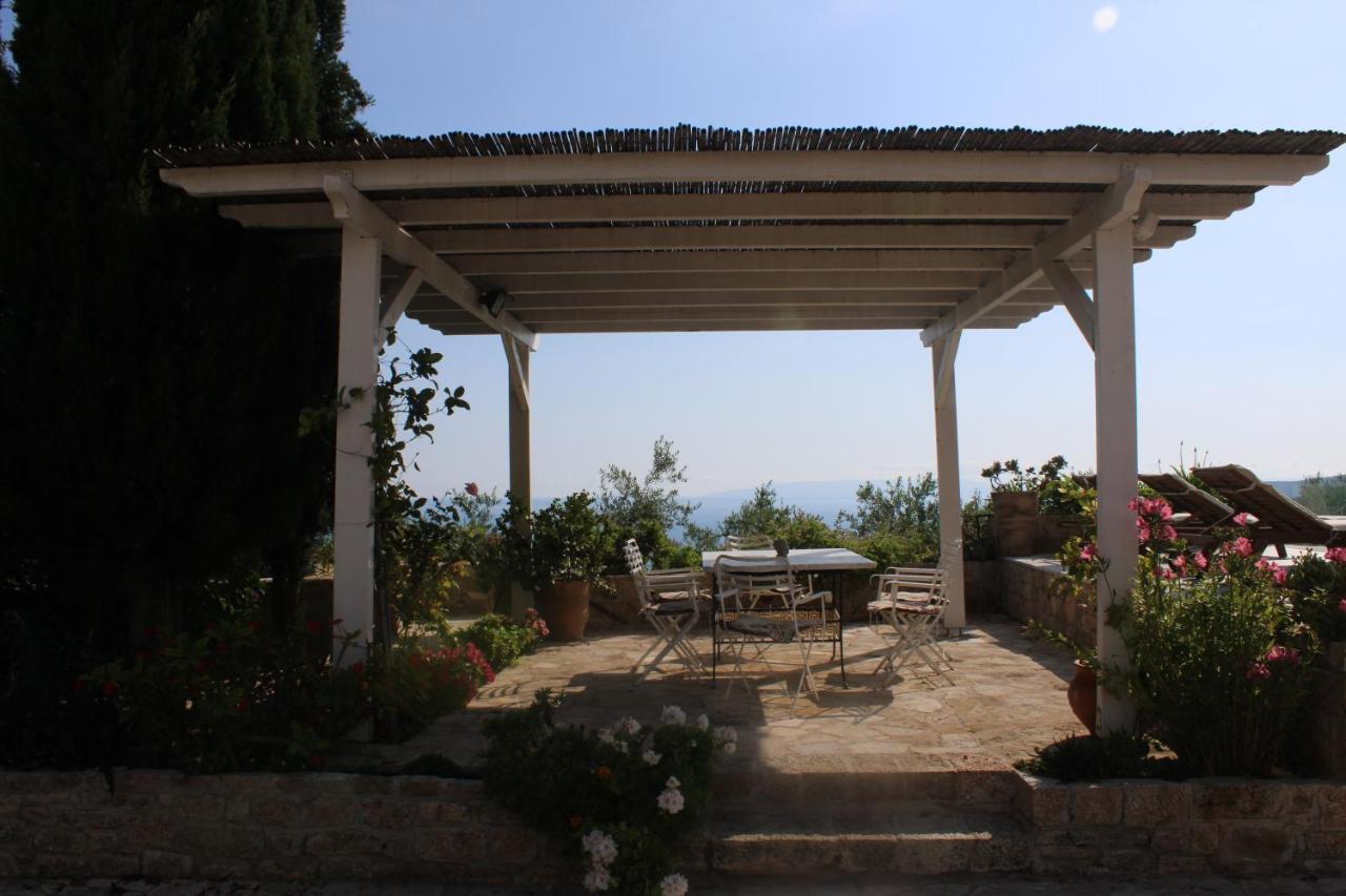 Magnificent, Authentic Private Villa And The Guest House Kardhamili Buitenkant foto