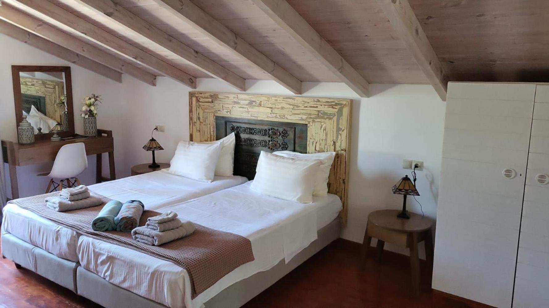 Magnificent, Authentic Private Villa And The Guest House Kardhamili Buitenkant foto